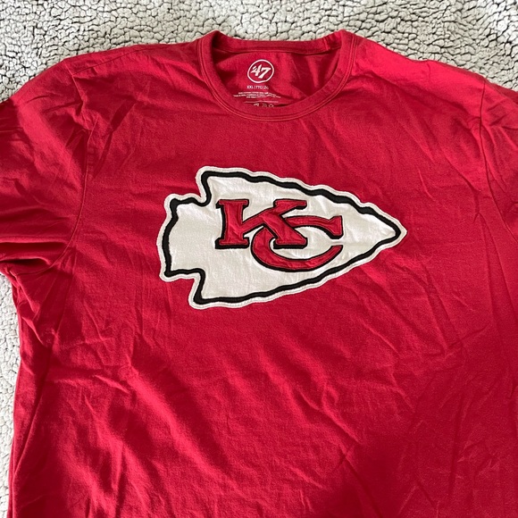 KC Chiefs men's XXL t-shirt. Like new, rarely worn, non-smoking/pet-free home. - Picture 1 of 2